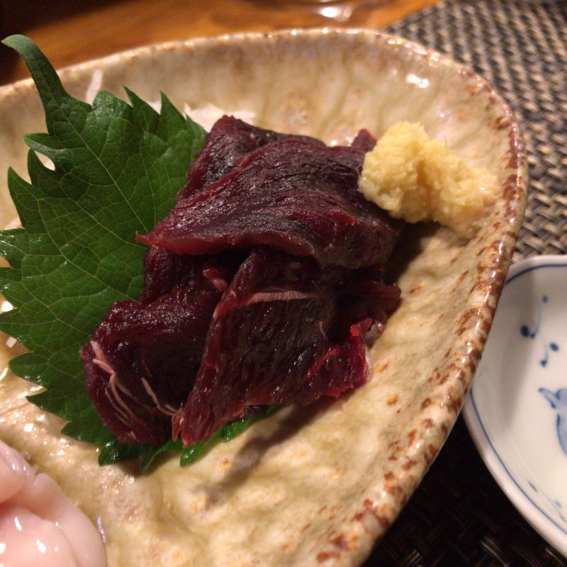 クジラ刺し(居酒屋　達 （たつ）)