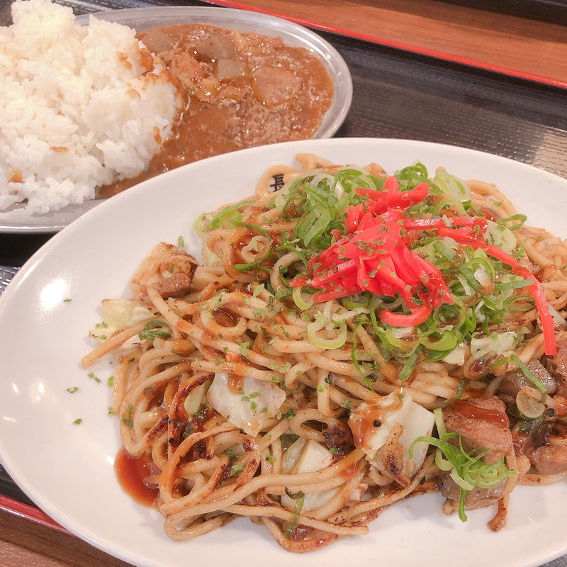 ぼっかけ焼きそば すじコンカレー コンビ(長田本庄軒神戸ハーバーランドumie)