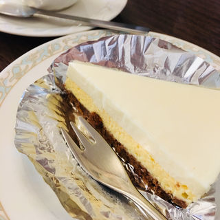 レアチーズケーキ(カフェ・ラ・セゾン )