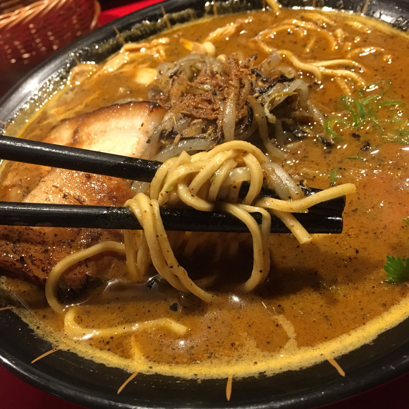 天空(スパイスらぁめん 釈迦 池袋店)