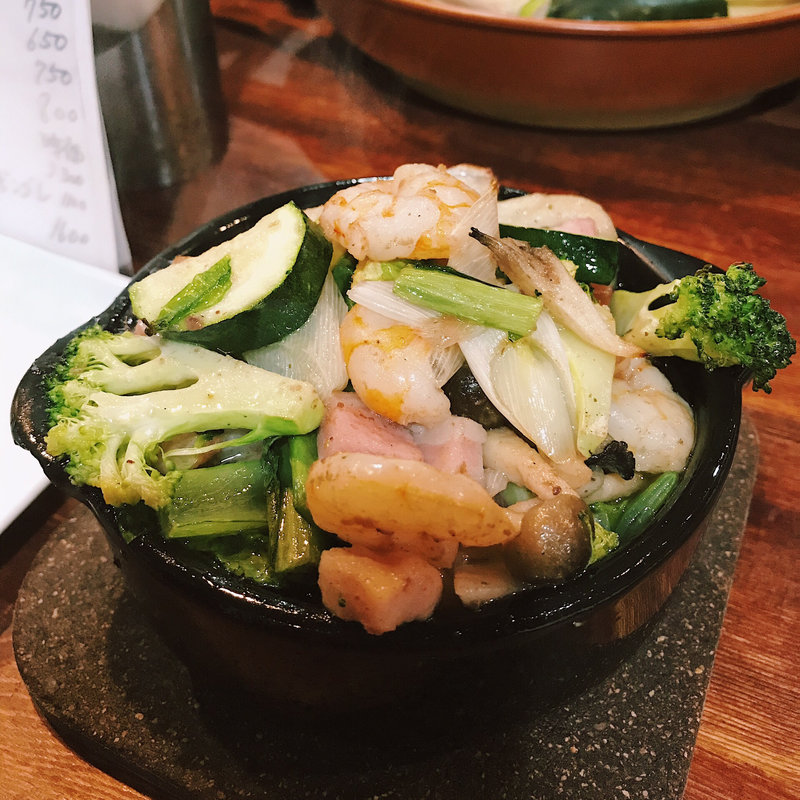 アヒージョ(アネロ （anello）)