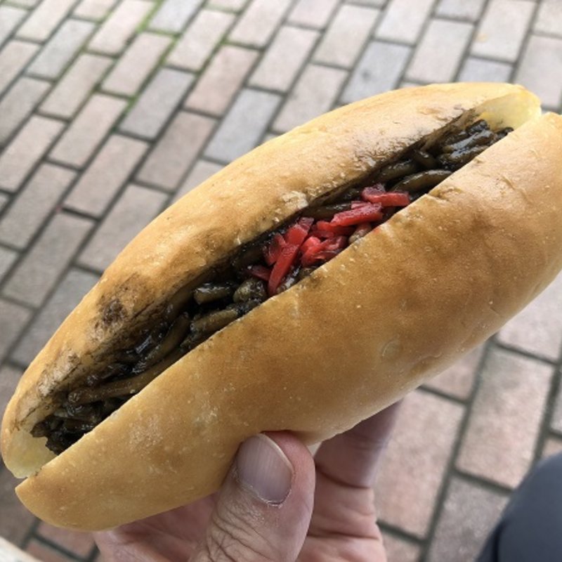 黒焼そばパン(富士食品 )