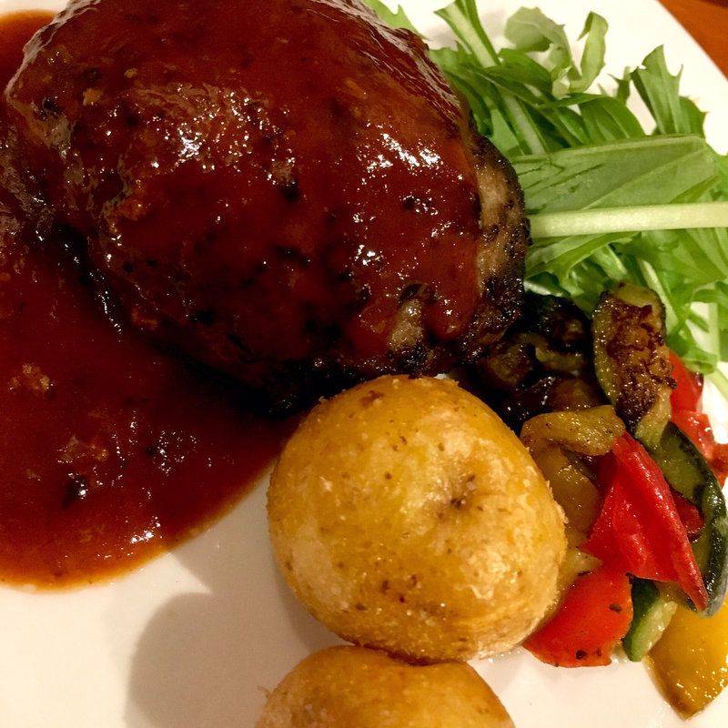 ハーフポンドハンバーグ(GRILL KING （グリルキング）)