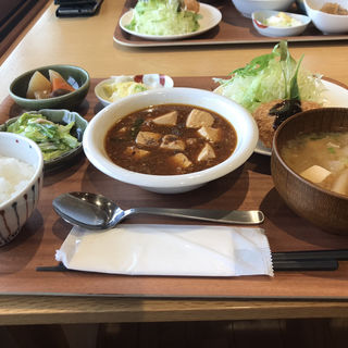 日替り定食(八海山みんなの社員食堂 )