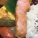 鮭弁当(ディナーベル ススキノ南７条店)