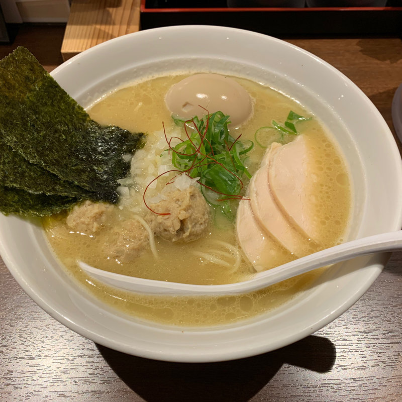 濃厚鶏そば全部のせ(濃厚鶏そば シロトリコ)