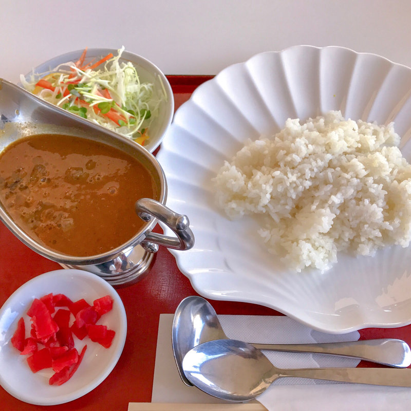 金沢ニューグランドホテル謹製「評判のビーフカレー」（サラダ付）(アイ・エリア友禅 （アイエリアユウゼン）)