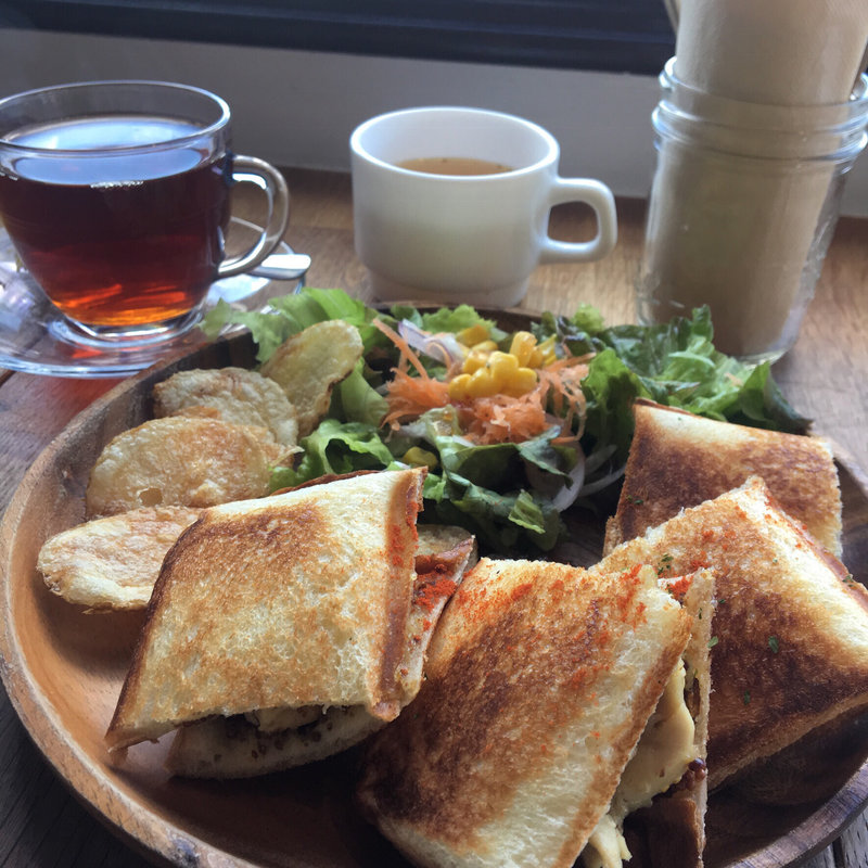 ホットサンド（ハニーマスタードチキン）(ホットサンズ)