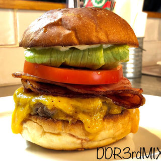 ベーコンチーズバーガー(No.18ダイニングバー (No.18 DINING&BAR))