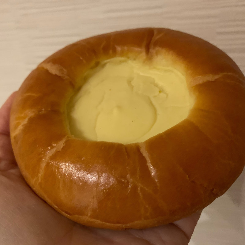 クリームパン(ル ガリュウＭ （LE GARUE M）)