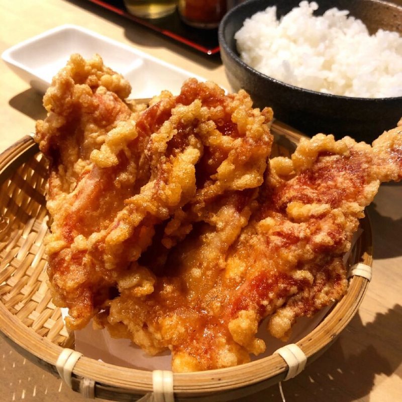 唐揚げ(平成生まれ麺育ち)