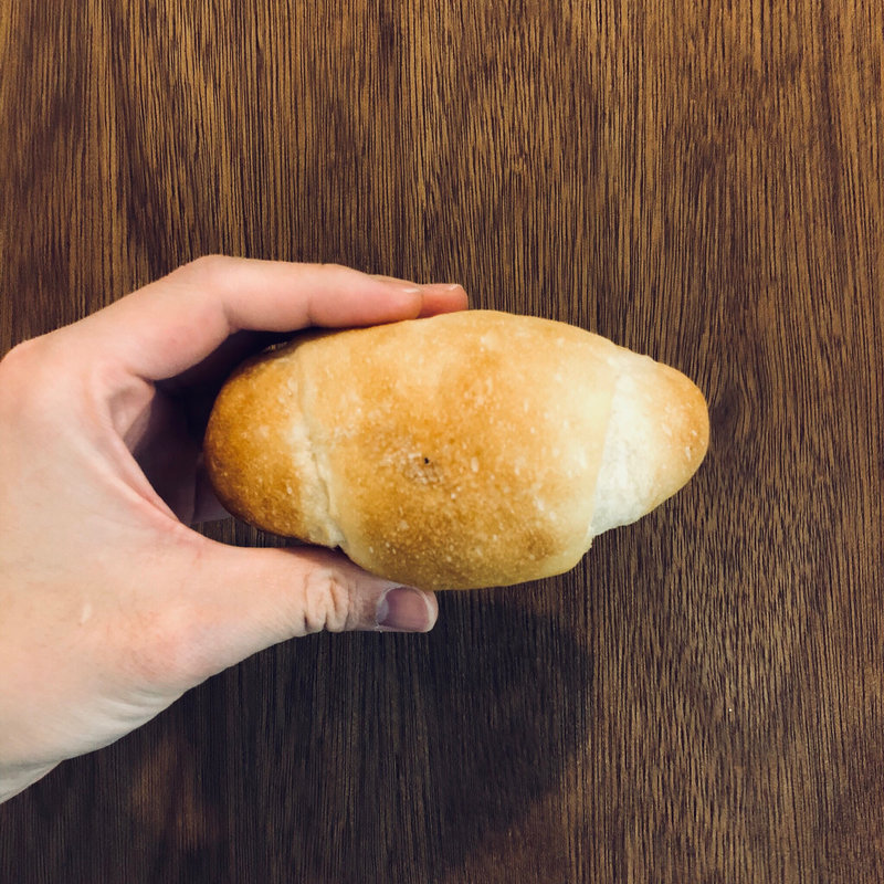 塩バターパン(テン （TENN.）)