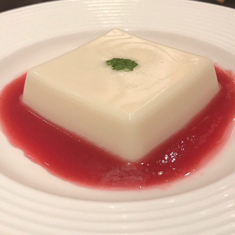 杏仁豆腐(萬珍樓 點心舗)