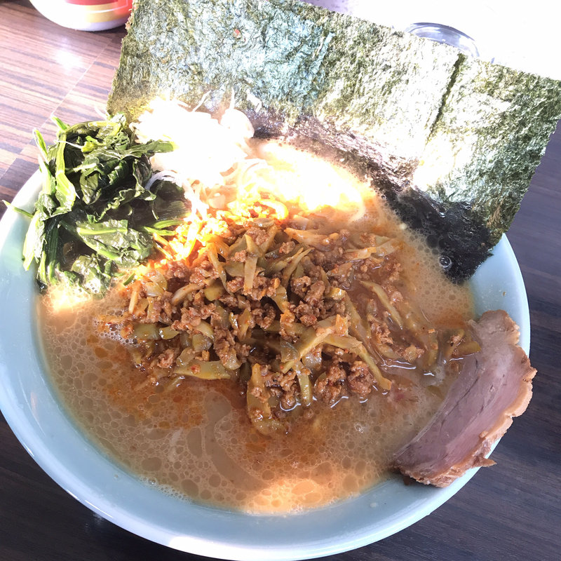 ザーサイラーメン(豚骨ラーメン ずいずい)