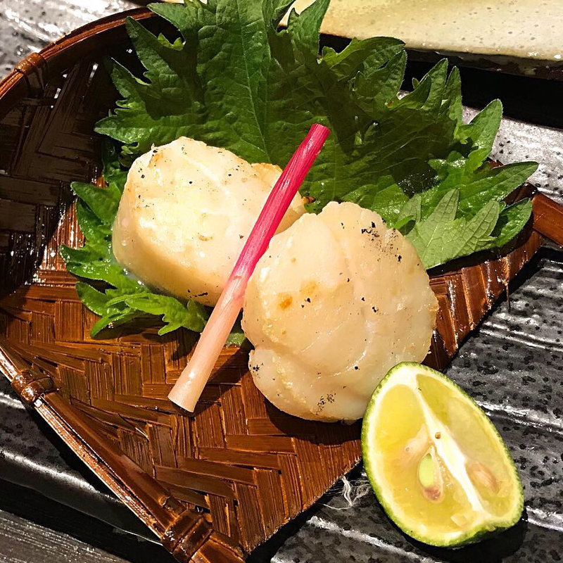 北海道産貝柱（炉端焼き）(旬炉 山岡)