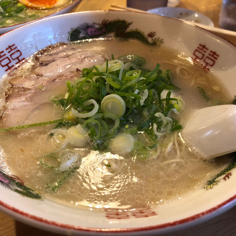 ラーメン(ラーメン 博多玉(はかただま))