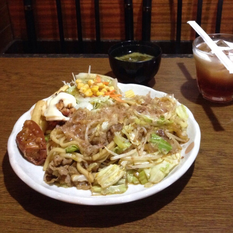 焼うどん(オムライス ひとみ )