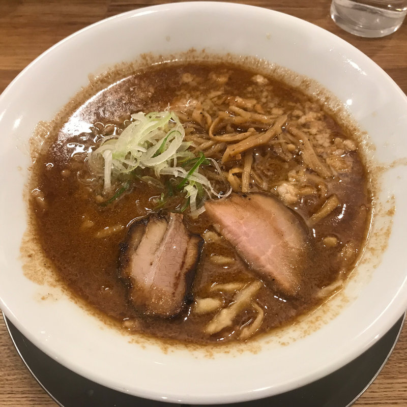 江戸甘味噌らーめん(麺や七彩)