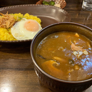 森のきのこカレー (ビストロ喜楽亭)