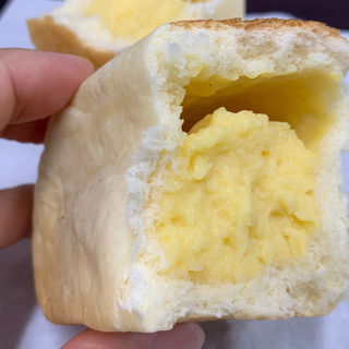 ミニ食パン型クリームパン(ペッパーズパントリー)