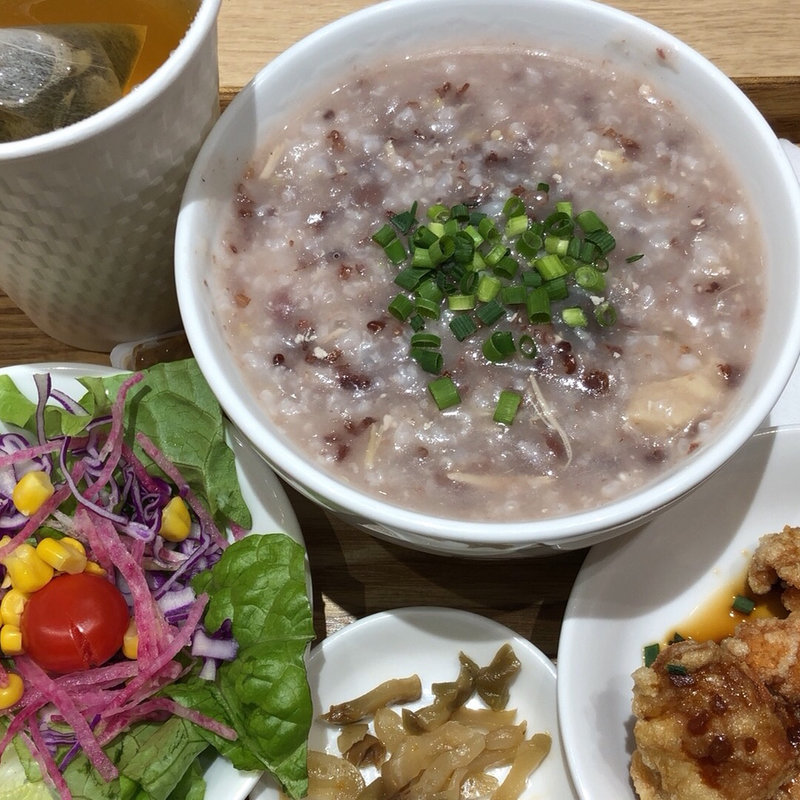 チキン粥セット(糖朝 CAFE 横浜ランドマークプラザ店)