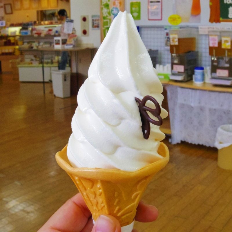 はちみつソフト(山のはちみつ屋)