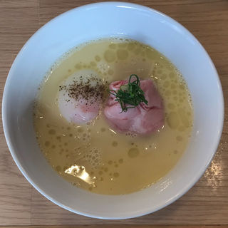 白トリュフオイル香る鶏白湯麺(らーめん MAIKAGURA)