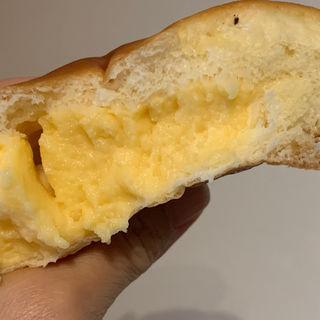 クリームパン(亀井堂 (カメイドウ))
