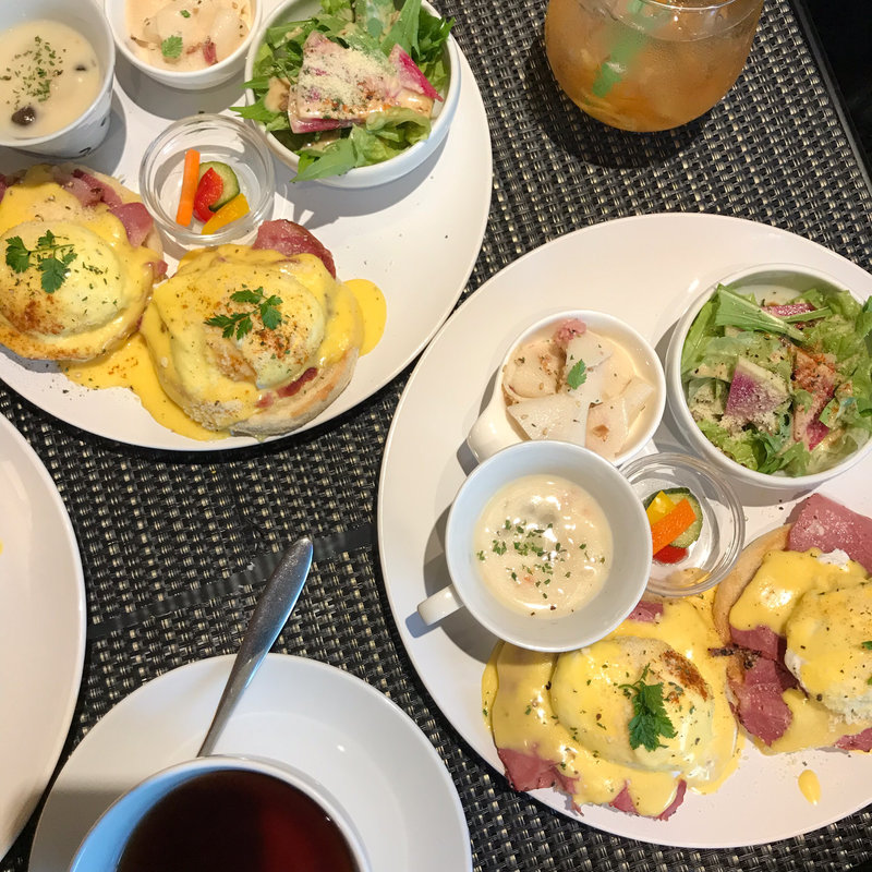 エッグベネディクト2(ザ・リビング)