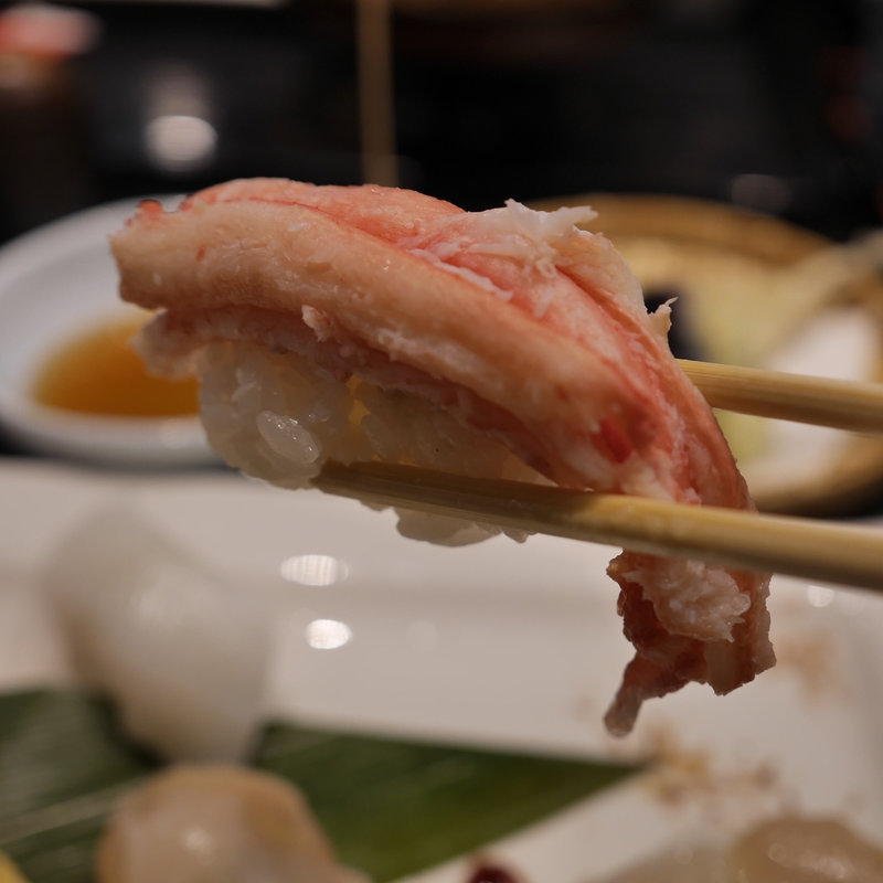 カニのにぎり寿司(にぎり長次郎 門真店)