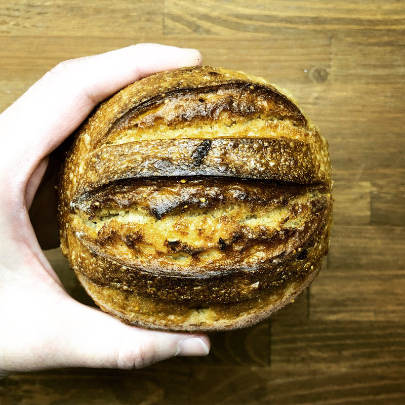 いちじくのパン(メゾン・カイザー・ショップ 仙台三越店 （MAISON KAYSER SHOP）)