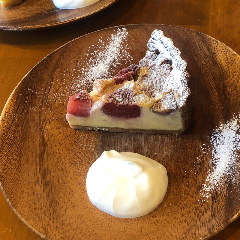苺とマスカルポーネのクラフティ(TAKI BAKE)