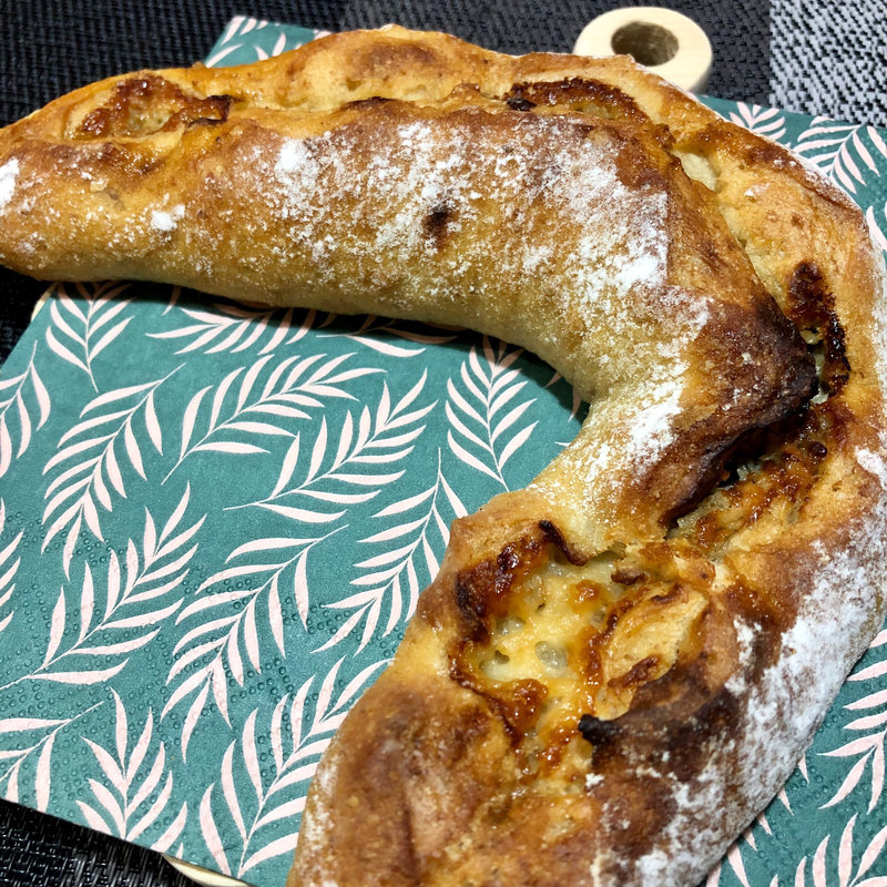 ゴルゴンゾーラとハチミツのパン(カーラ・アウレリア大丸東京店)