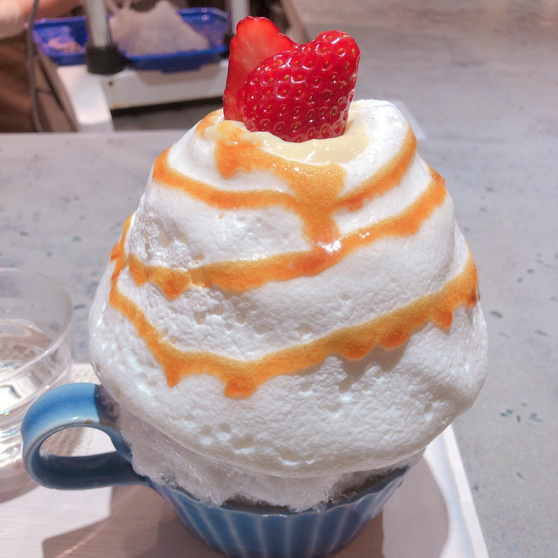 いちごカスタード氷(ほうせき箱 )