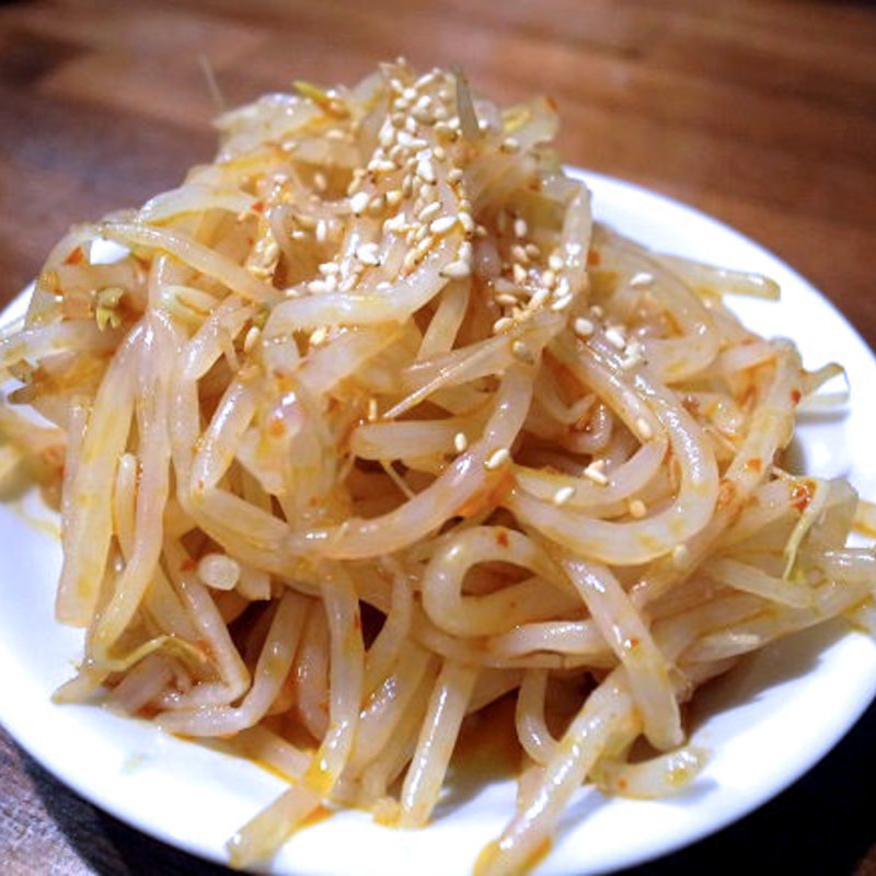 一風堂風ピリ辛もやし(名物やきとん とみちゃん町屋店)