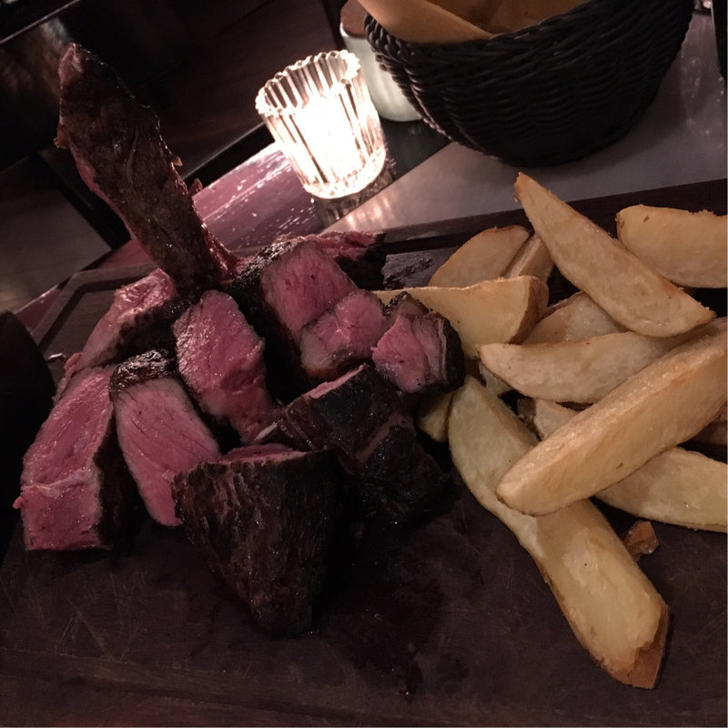 Tボーンステーキ(イゾラデルノルド （isola del nord）)