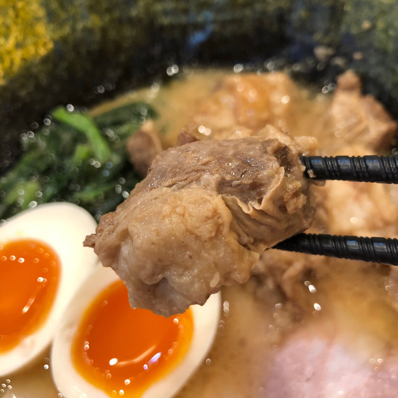 豚ハラミニンニク醤油煮  (横浜ラーメン 北村家)