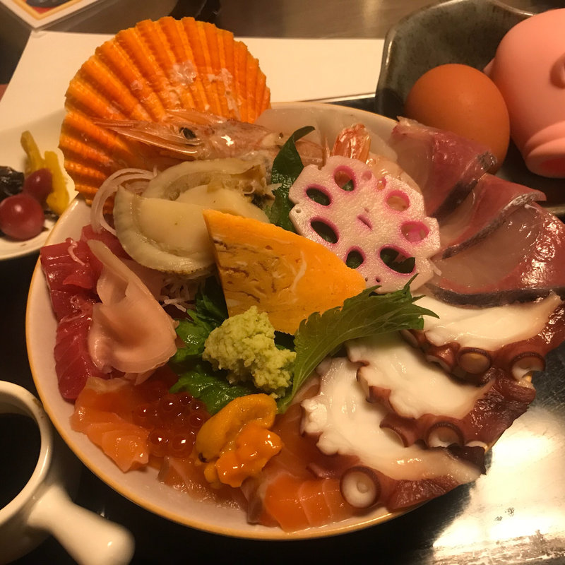 具だくさん海鮮丼　うにいくらが入った原価率150の赤字商品！！！！！！！！！！！！！！！！！！！(泳ぎいか・ふぐ・いわし・大阪懐石料理・遊食遊膳 笹庵 （ささあん）)