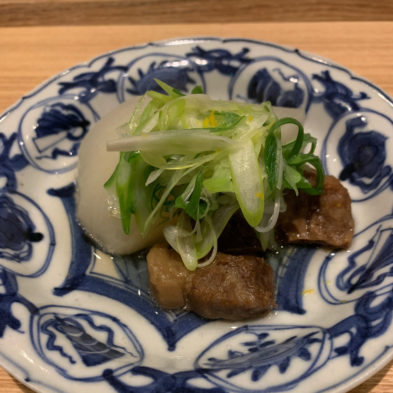 牛肉と九条ねぎと聖護院大根の煮込み(井本)