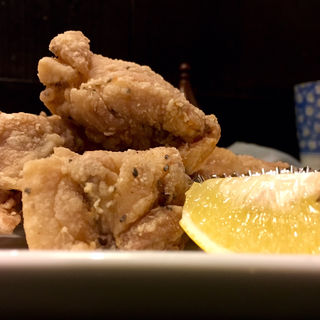 鳥の唐揚げ(焼鳥はなび)