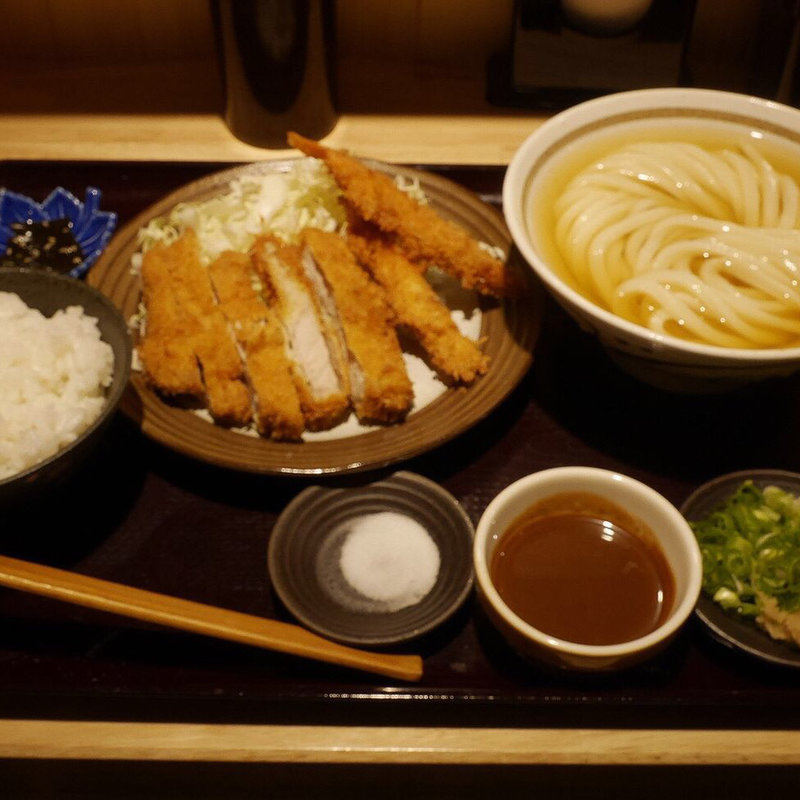 ミックスフライセット(純愛うどん なでしこ 原点 )