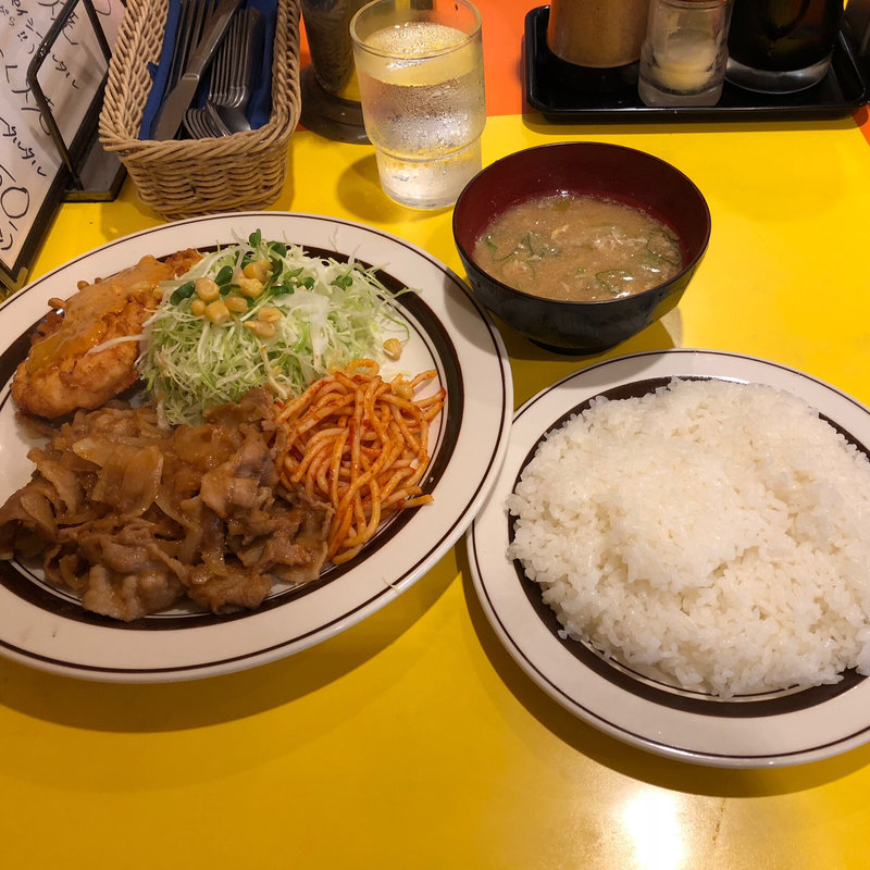 オリエンタルライス＆メンチかつのセット(キッチンABC 池袋東口店 （キッチン エービーシー）)