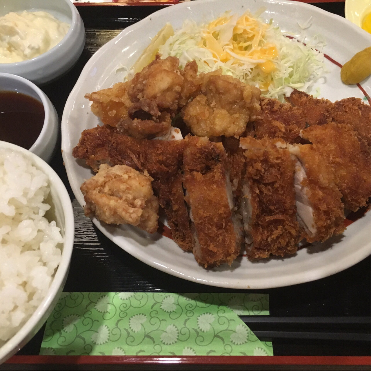チキンチキン定食 鳥良商店 有楽町日比谷店 の口コミ一覧 おいしい一皿が集まるグルメコミュニティサービス Sarah
