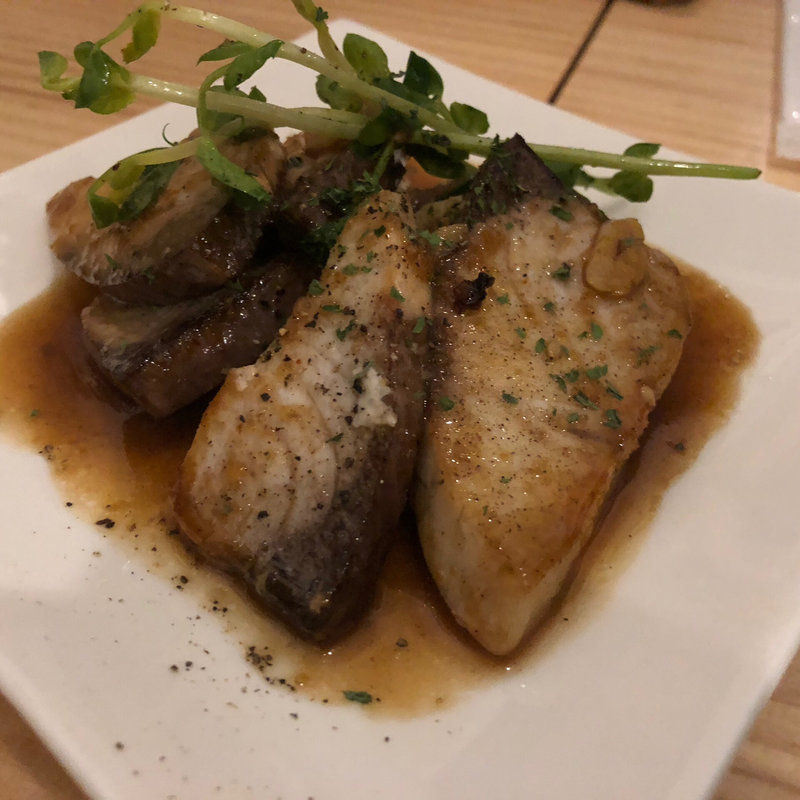 ヒラマサのうまだれステーキ(85cafe（ハコカフェ）)