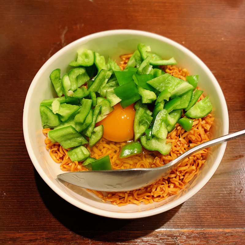 ピーマンチキンラーメン(大衆酒場 チャン栓チャン)