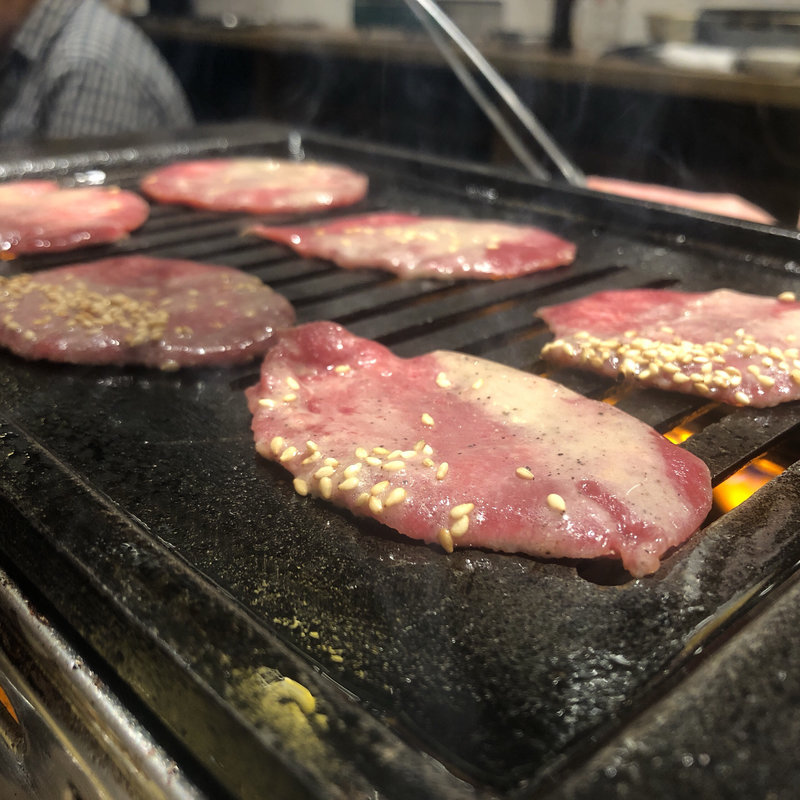 牛タン塩(千歳船橋 肉流通センター)