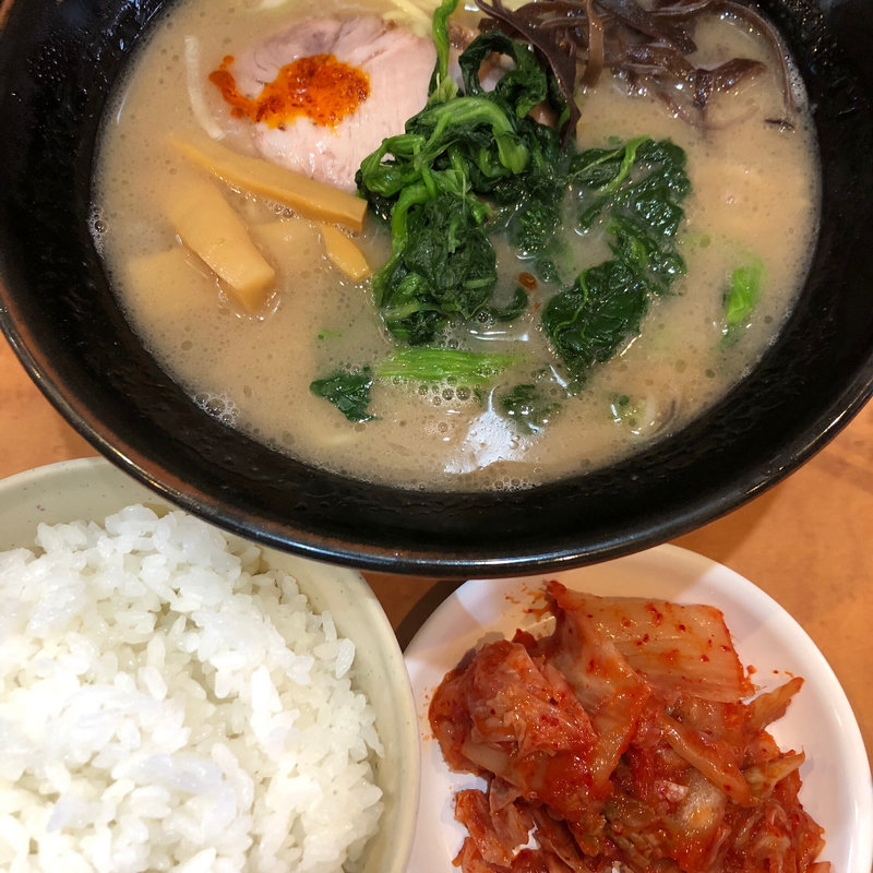 塩とんこつ(寿三家 （ことみや）)