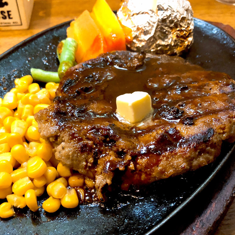 牛肉100％炭火焼ハンバーグ(浪漫亭)