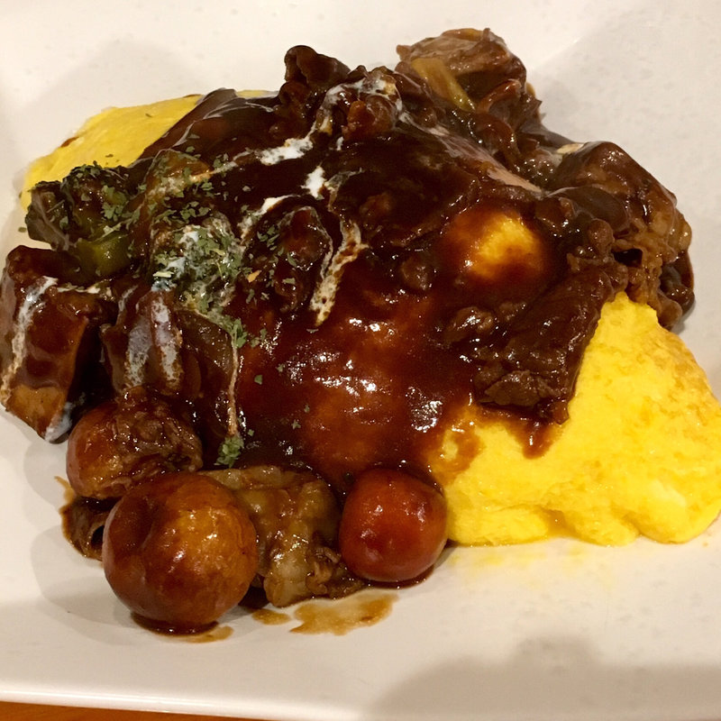 ビーフシチューオムライス(GRILL KING （グリルキング）)