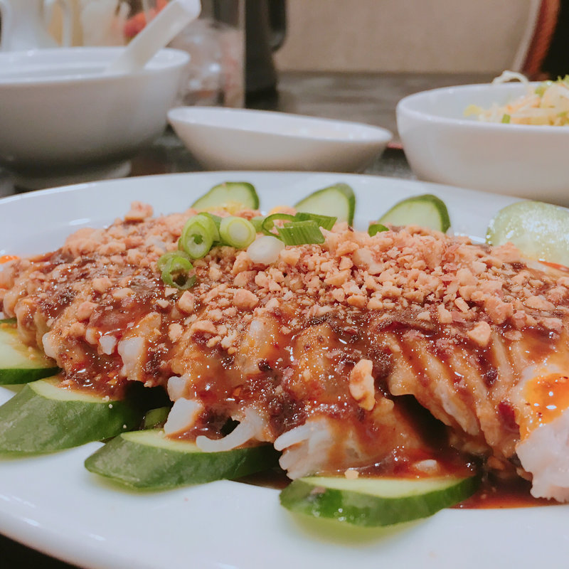 よだれ鶏定食(リトル成都)